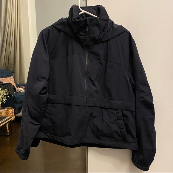 Lululemon waterproof navy jacket 10